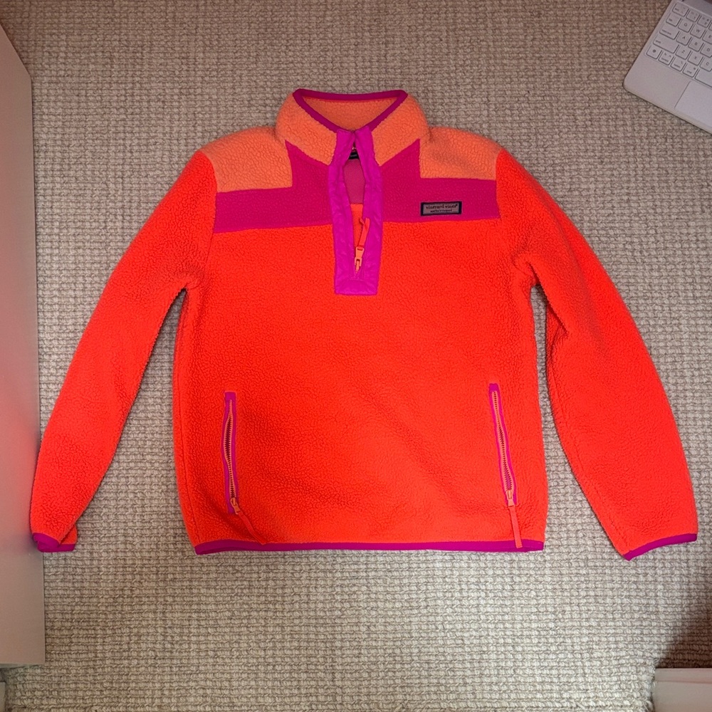 Girls adorabel Vineyard Vines fleece